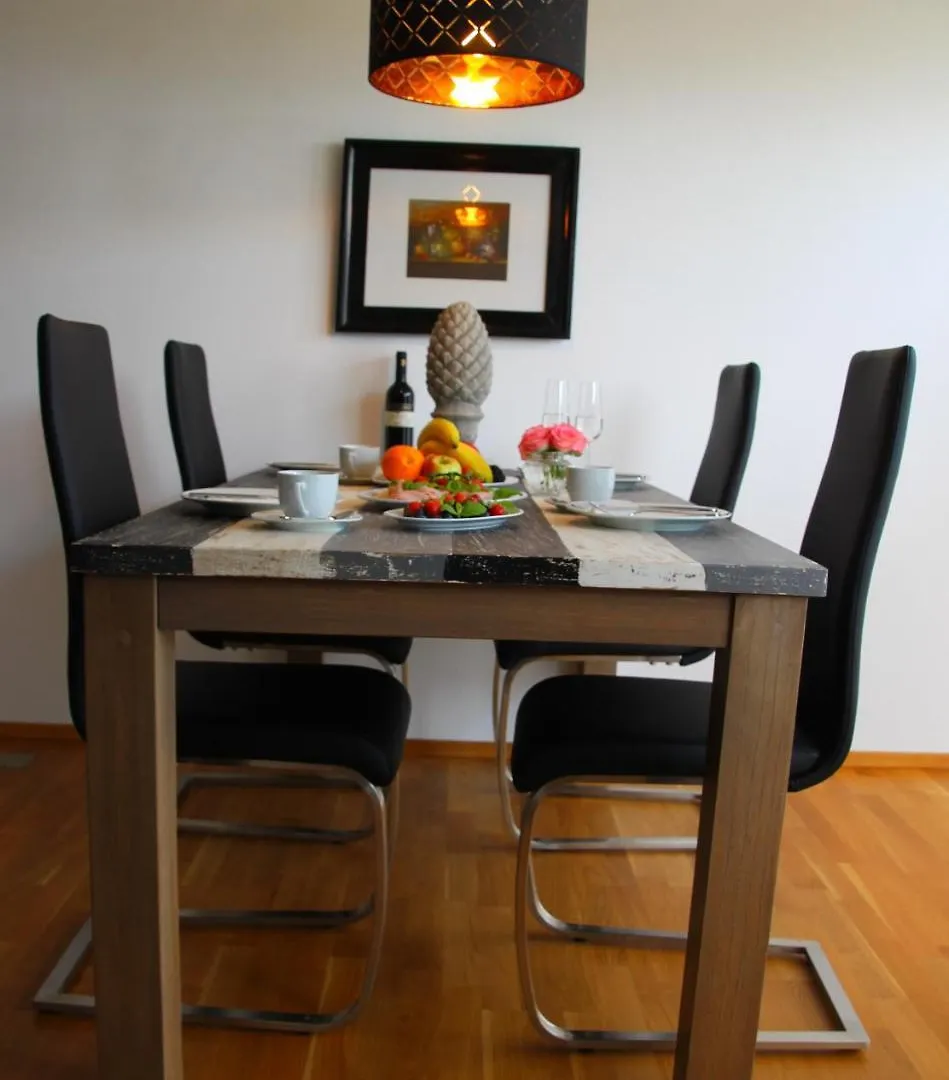 Chiemsee-Edelweiß Ferienwohnung Prien